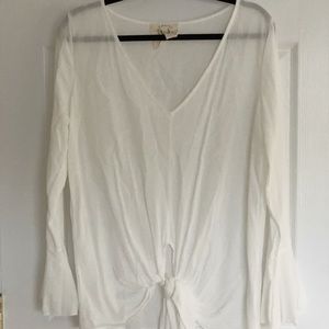 Bell sleeve blouse